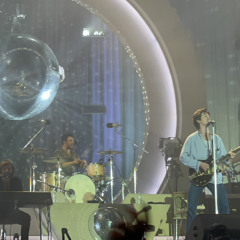 Knee socks live at reading 2022