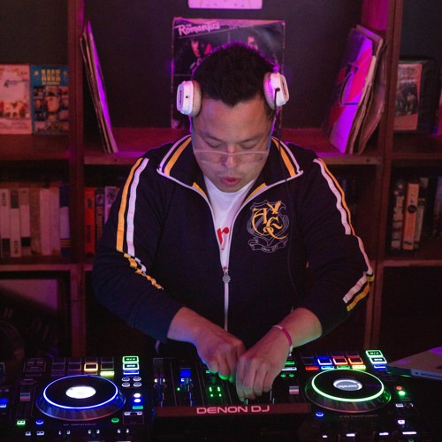 Jungle Groovy Spring Mix by Gochi