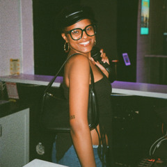 2000s PARTY W/ FRDSNFAMILY