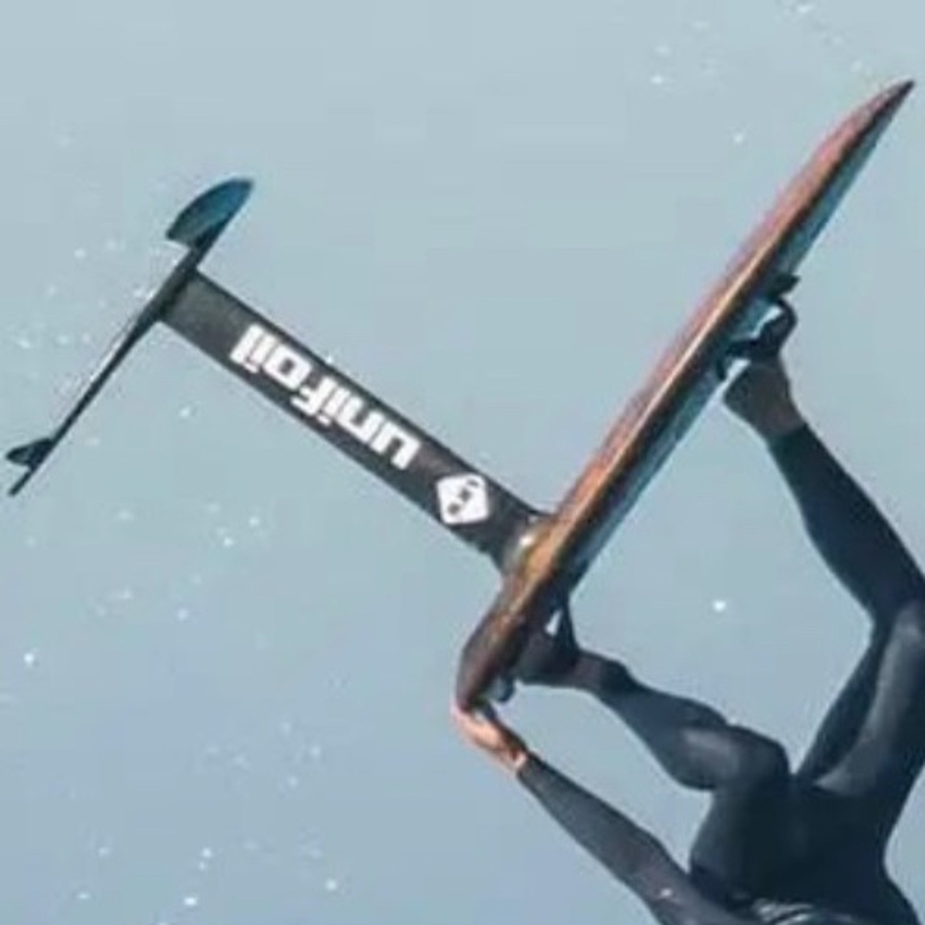 Cliffy Coetzer from UniFoil on the Vyper, Design, Masts, Performance and a New Project!