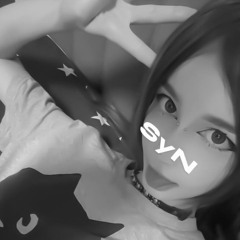 ‎⁨مشتاقه عيوني لجيتك⁩