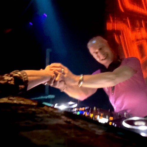 Straff 10-07-25 At Der Weisse Hase Berlin with Wiebe Roose Techno - Trance - Retro