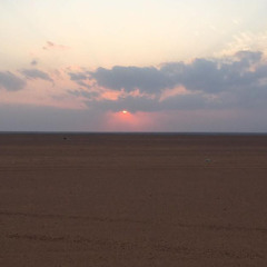 وحشني صوتك ومن لي بعد صوتك أشتاق؟