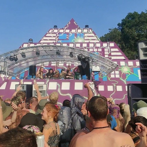 4x4 beats for ya feets