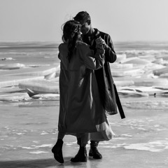 نفسي أكمل عُمري جمبك..