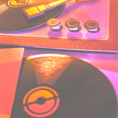 Pseudo-intellectual housemate