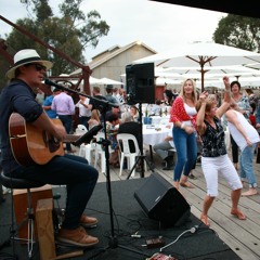 Hold My Girl - George Ezra (Acoustic Cover by Lokki Acoustic)