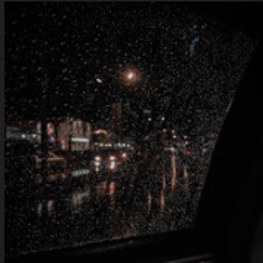 ‎⁨جَعل السحـاب اللي معة برق و رعـود⁩