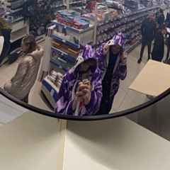 Mon reflet dans les flammes