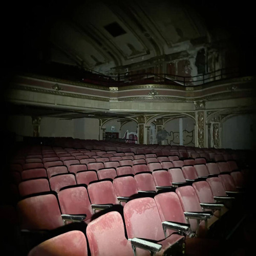 призрак малого театра