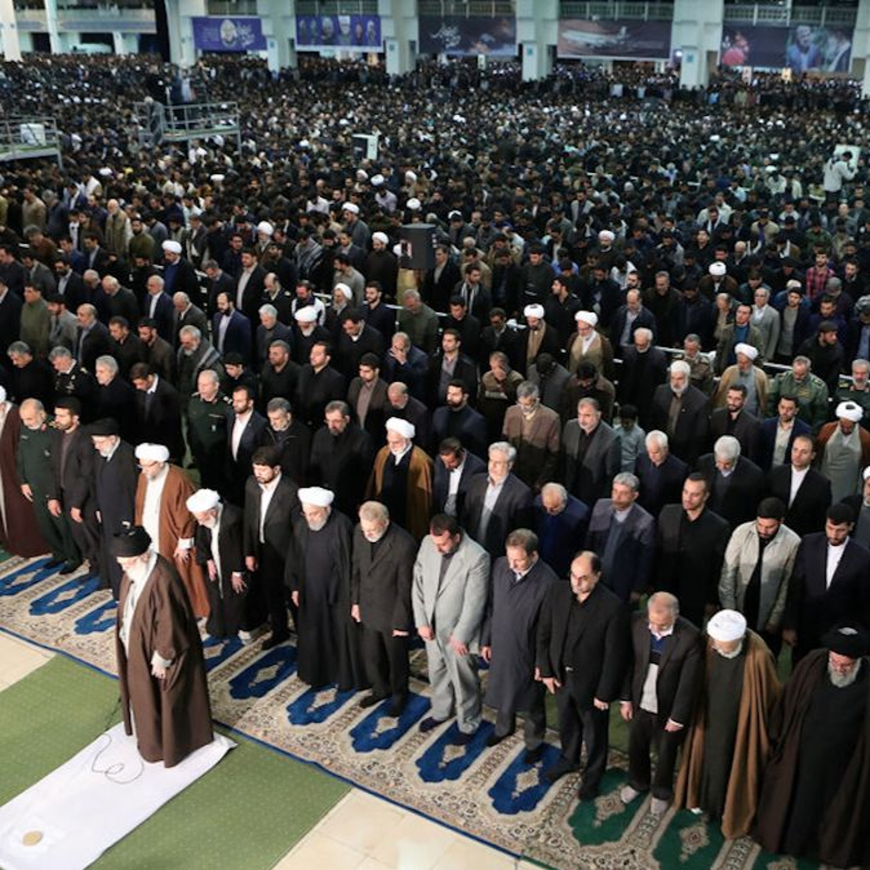 The dead weight of old slogans: how Trotskyists justify their sell out