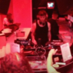 Luke Guyer @ XPIZZA "CNCLD Tekno"