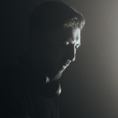 Glitech Pavel @ E1 London | SSMC 22 - Underground in Motion 001