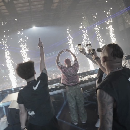 Rihanna - Diamonds [Frenchcore Remix]