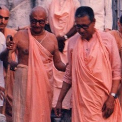 Radhastami Kirtan 1981