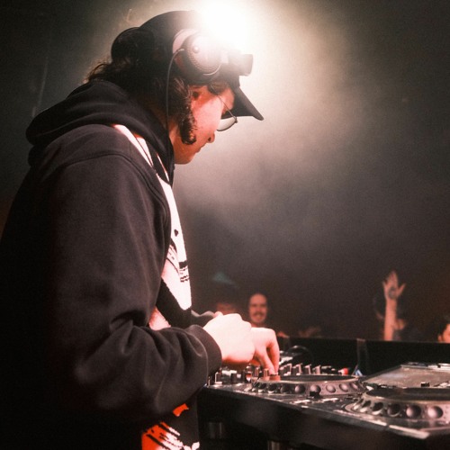 stuckinwaveforms - Subtle Radio - 07/05/2024