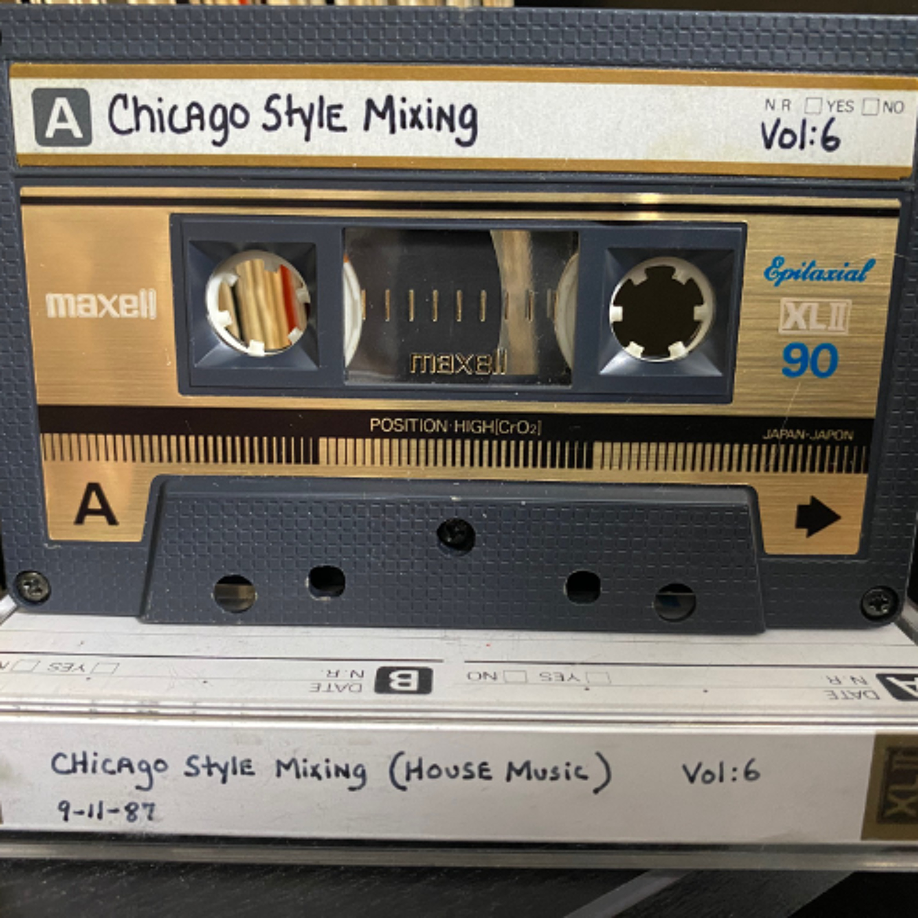 Julian 'Jumpin' Perez Live on 102.7 FM WBMX, Chicago 9-11-1987' (Manny'z Tapez) episode artwork