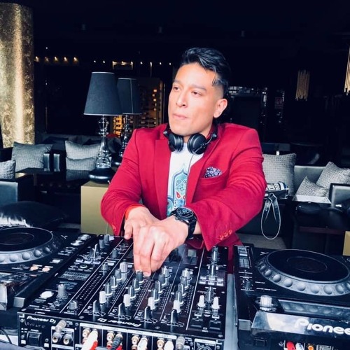 Andrés Hernández - Live & Mixes