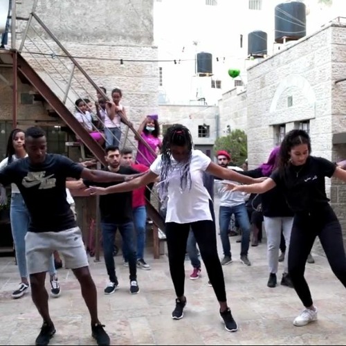 Stream تحدي الرقص المقدسي: تحدي رقص على أنغام من جنوب أفريقيا وفلسطين في  أروقة القدس القديمة by BBC News عربي | Listen online for free on SoundCloud
