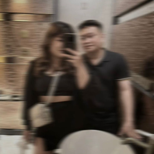 Flying to the moon req by Bradfely