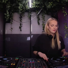 Monika Seta live @ Iš Serijos