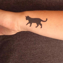 Georgiana Lobonț - Cine te iubește, așa de mult ca mine?  Official Video.mp3