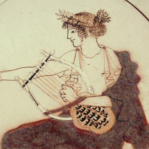 Stream 4.- Instrumentos de cuerda en la antigua Grecia: la lira y la cítara  - María Fernández by Lara Santos Rodríguez | Listen online for free on  SoundCloud