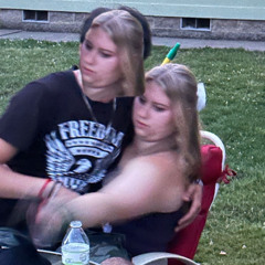 Noahs haleys bitch ft BeezyPopper & CharlieKirk