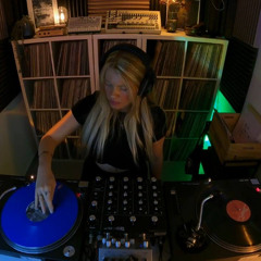 Italo-Disco ,House and Disco - Vinyl Dj Set By Liat Noyman