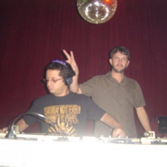 Benjamin Ferreira e Camilo Rocha - disco music for Rraurl.com (2007)