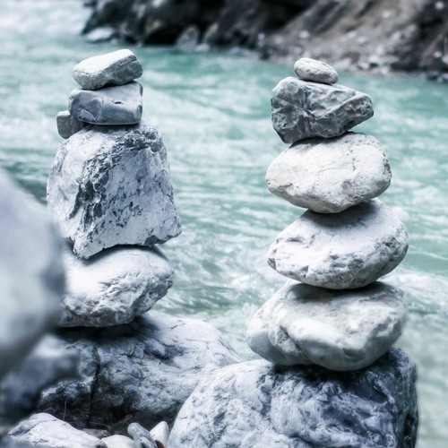 724: The Stone in the Stream | Phee Stringer - Author 📚