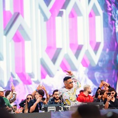 Douth! ft. Mc Cebezinho, Mc Tuto, Mc Kako - A Danada Me Ligando Eletrofunk