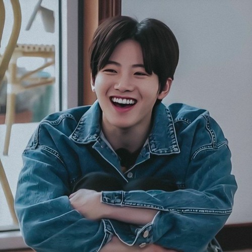 Kim Junkyu 김준큐 - 1 of 112 (i'm sorry) longer demo ver. 2