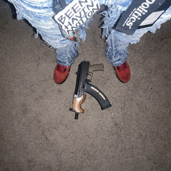 Shooting stars slowed