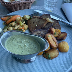Lunch Interlude