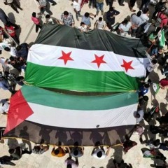 • جُرحي وجرحكَ يا أخي لا يهدَآن || فرقة اليرموك الفنيّة.