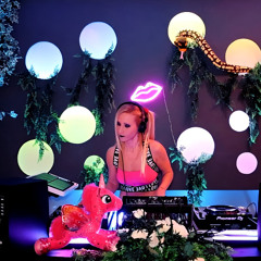 Lysa chain - playroom