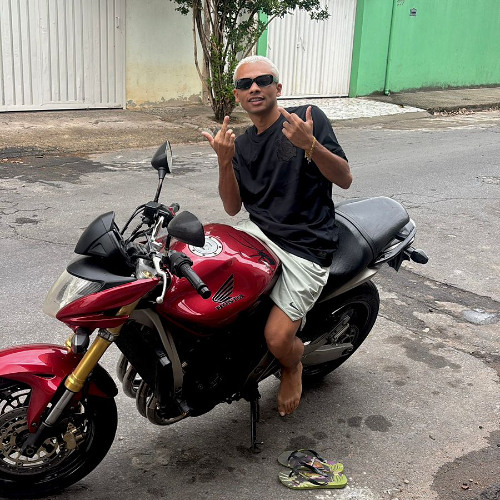 BUMBUM NO CHÃOxVIROU COMIDA DE URSO-Dj,sLucasPrMhMartinsYanMarioto,LekiProdDjXandeBh MC,s Mr Bim,Th