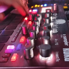 Weekend-Korg=Modus (One-Pattern 190-195bpm)-Tremor/LsL-