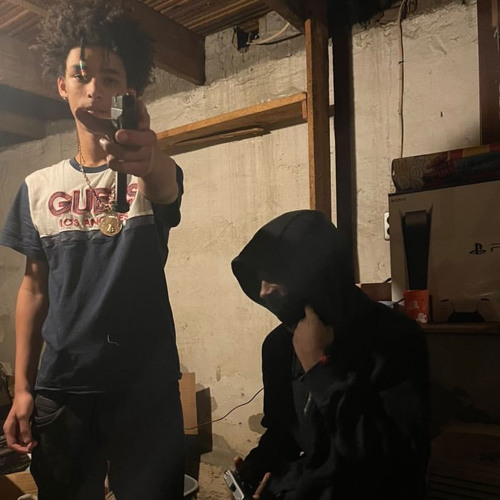 909glo x 909que-distance