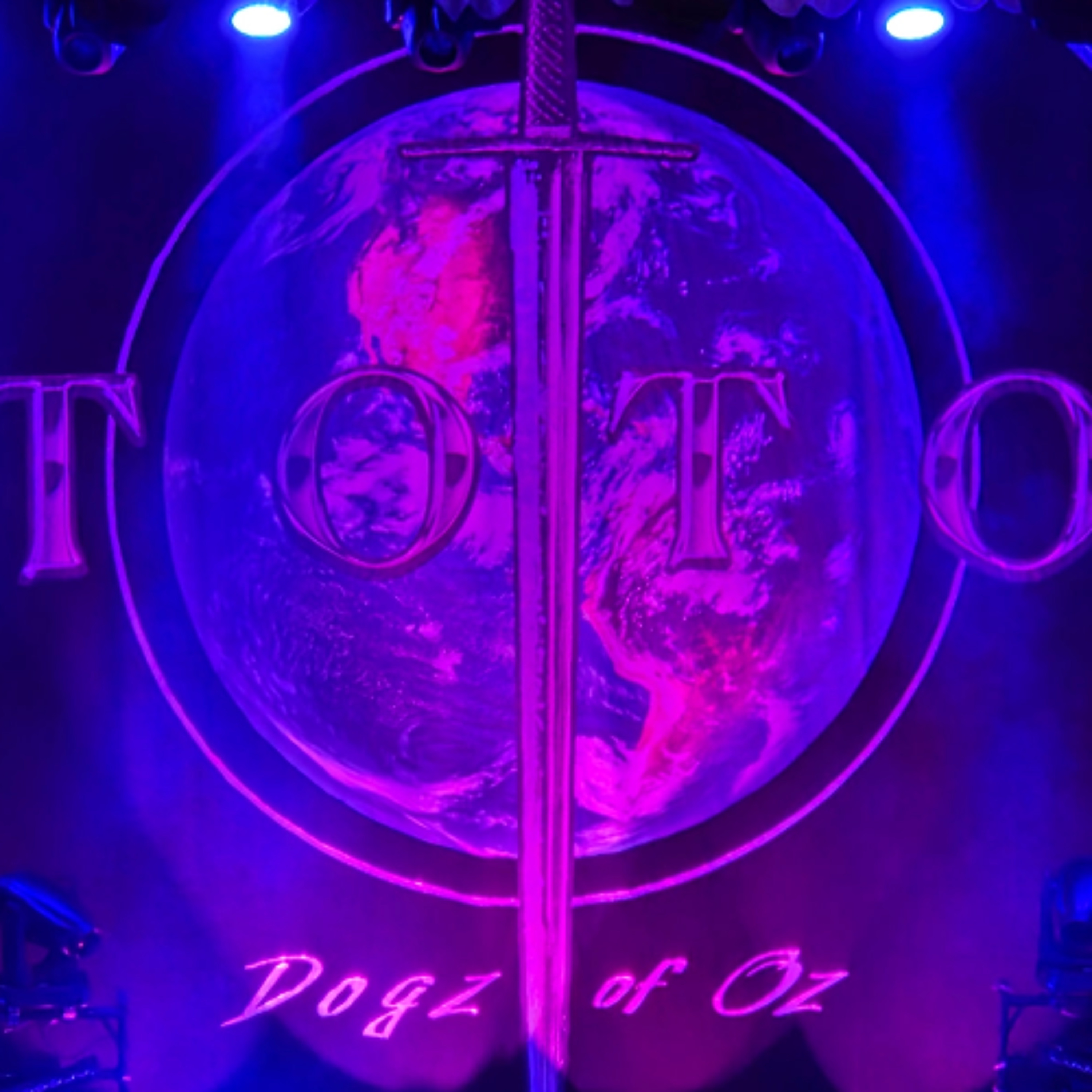 Dorene Discovers Toto (2/19/26)