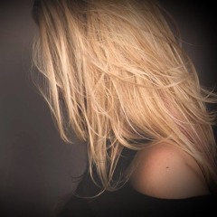 Cosima on Foire Obscure series (Techno / Bochum, Germany)
