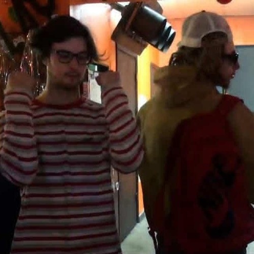 fonzi w/ sneezefromdao