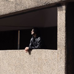 What does it mean to be free? Olisipiano - Techno Set