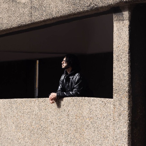 What does it mean to be free? Olisipiano - Techno Set