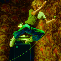 Song 2 Walk On A Dream [ËCLIPTICÄ Mashup]