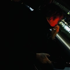 Samuel Wood - Snowman In The Rain