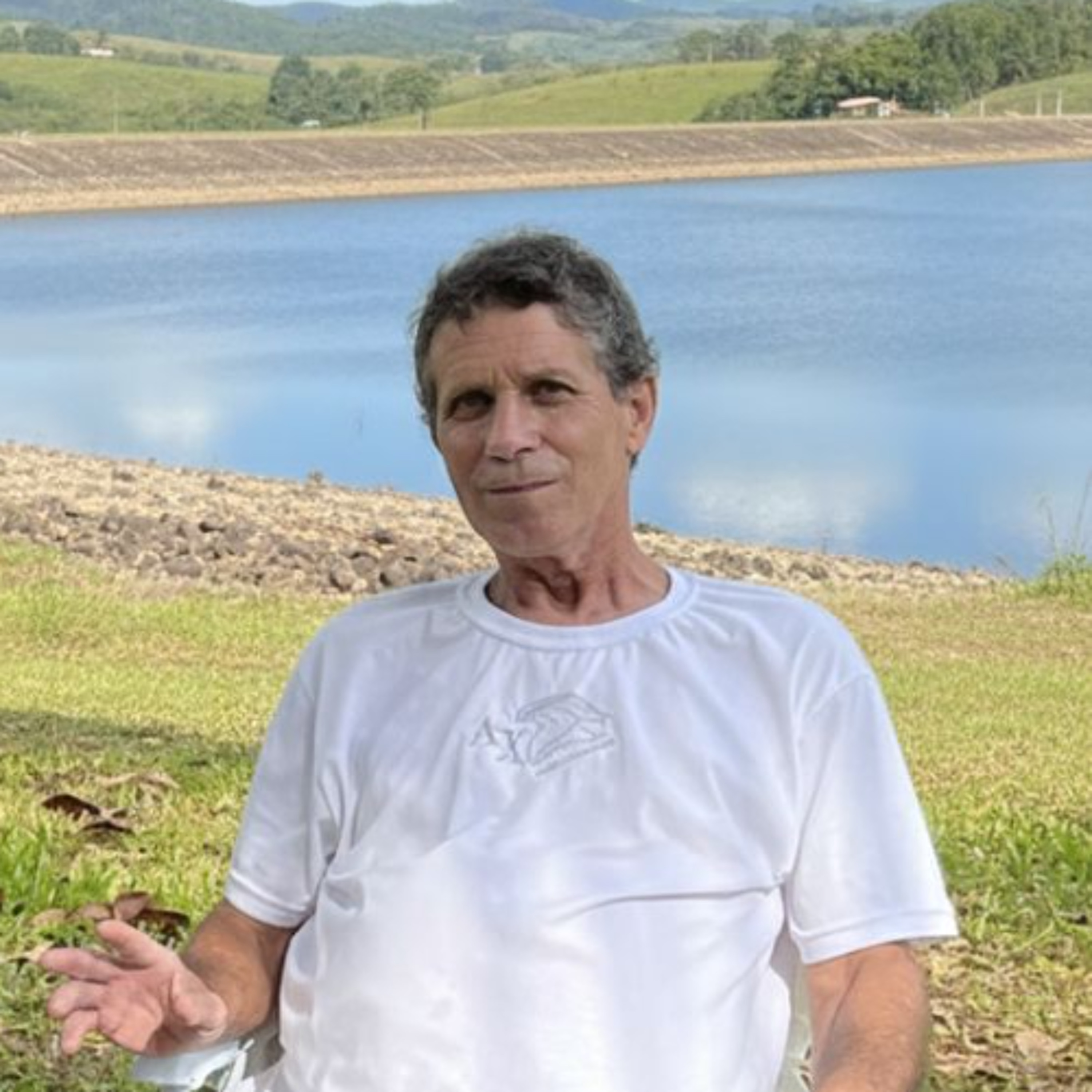 Campanha solidária mobiliza apoio para morador de Lauro Müller em tratamento contra o câncer episode artwork