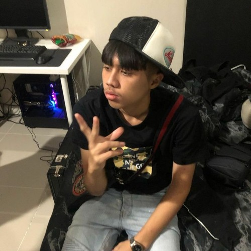 YOUNG J - ผู้พัน ( Audio )