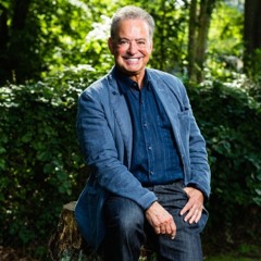 EP484: Alan Weiss - How do you Become A Thought Leader? You Hang Out with Them!